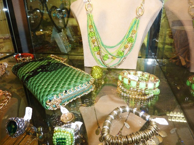 Piercings, Handtaschen und vieles mehr