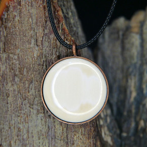 Kupferanhänger mit hellem Mammut