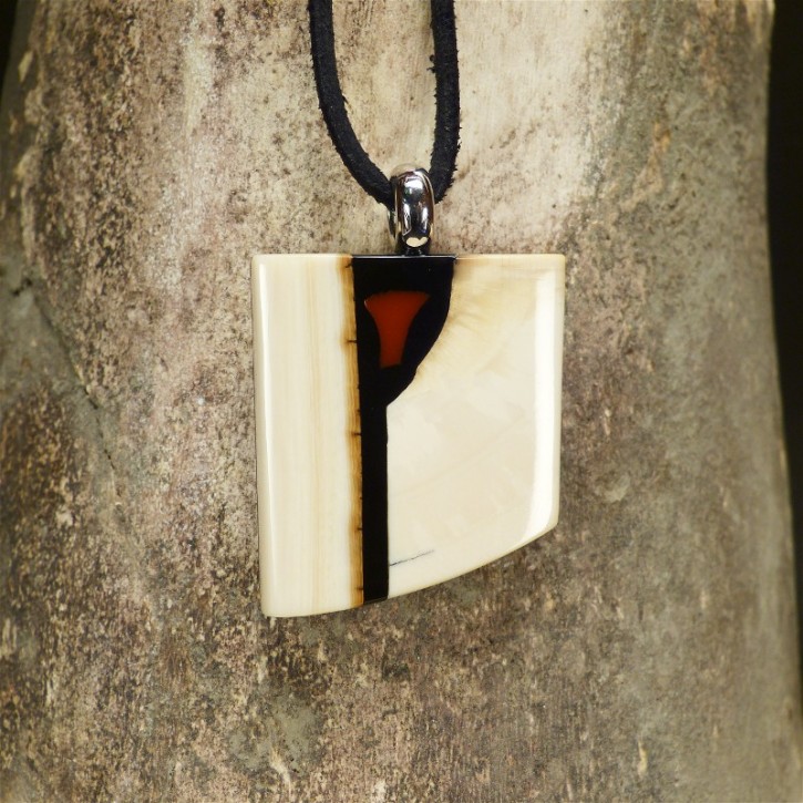 Mammut-Anhänger mit großer Öse