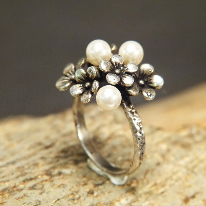 Silberring mit Swarovski-Perlen Größe 53 (Ø ca. 16,9 mm)