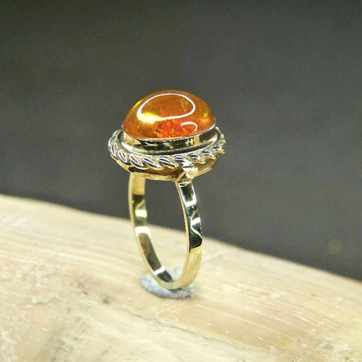 Goldring 333/- mit Bernstein W17,8