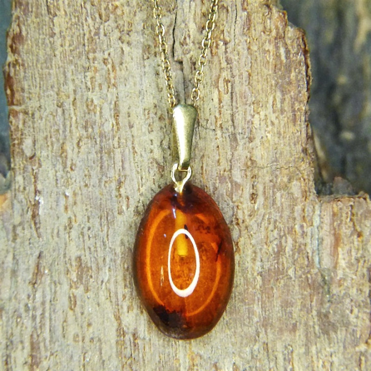 kleiner Bernsteinanhänger oval