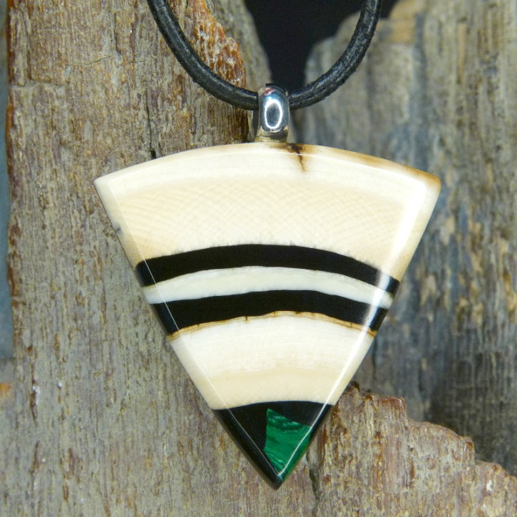 Dreieckanhänger mit Malachit