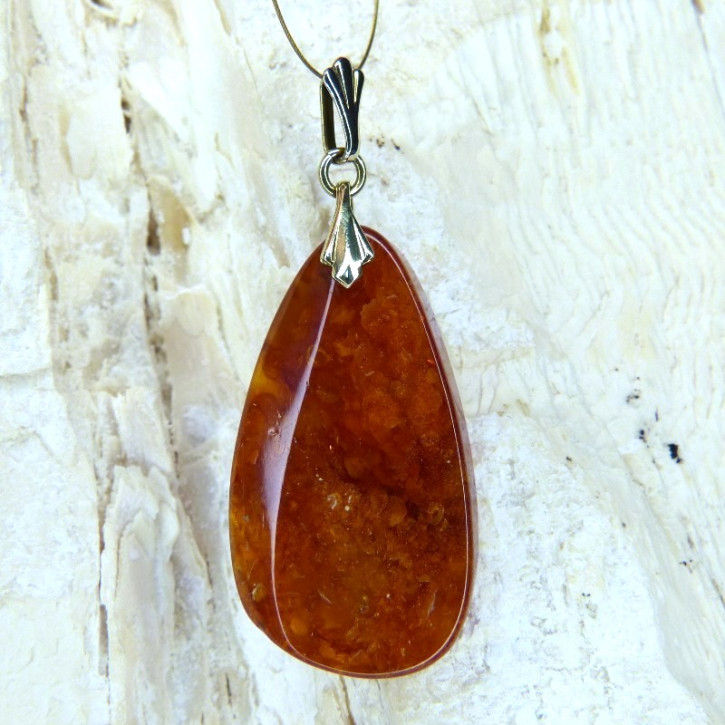 Bernstein-Anhänger dunkel