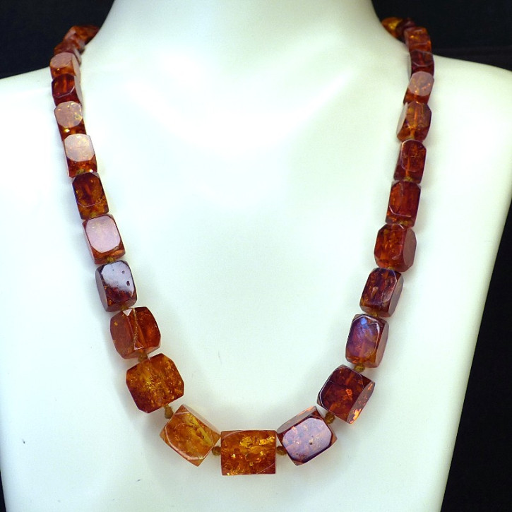 Quaderkette aus Naturbernstein ca. 54cm