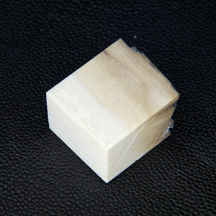 Mammut-Block mit Rinde ca.24,5 x 27 x 17,5mm