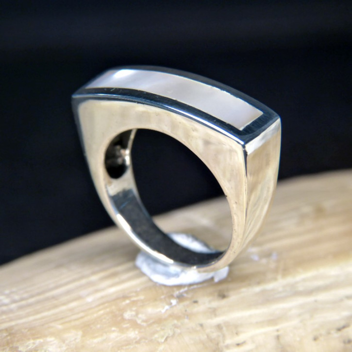 Silberring mit Perlmutt Größe 56 (Ø ca. 17,8 mm)