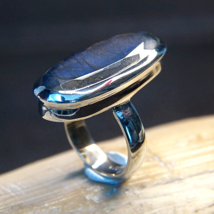 Silberring mit blauem Labradorit W17,2