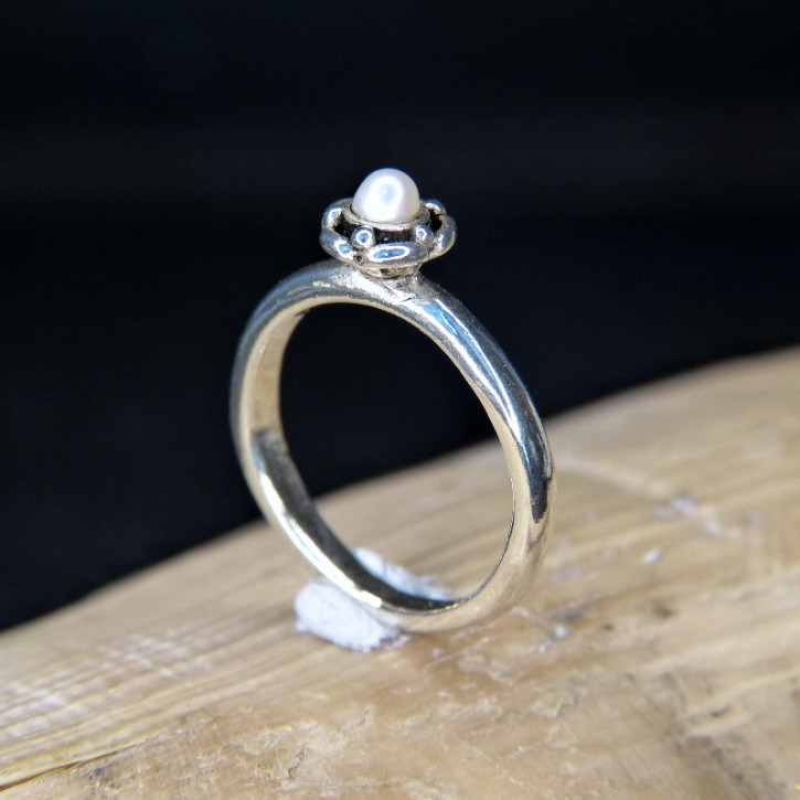 zarter Silberring mit Perle W16,6