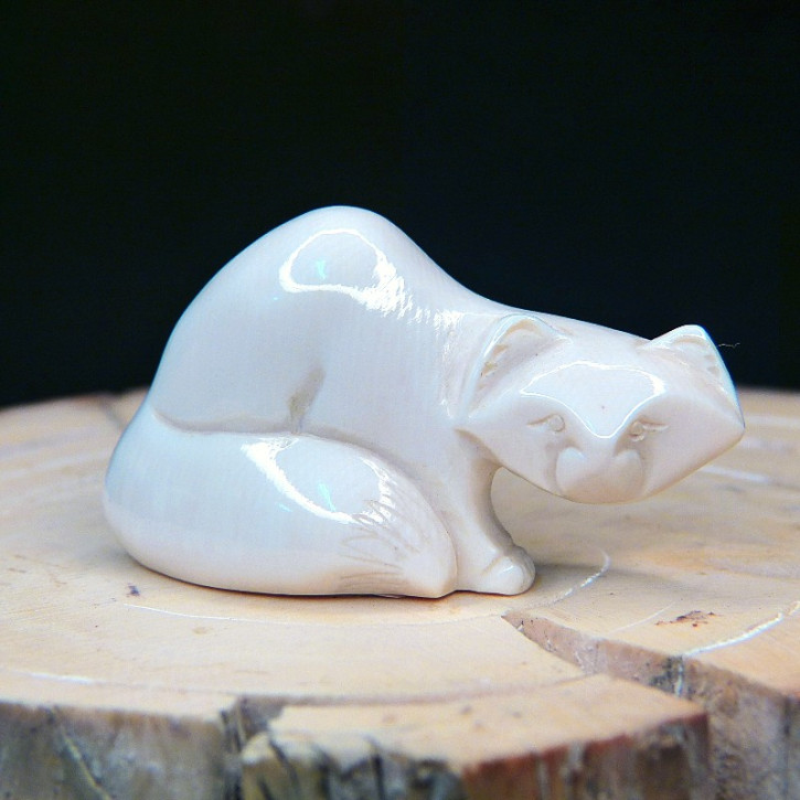 Polarfuchs aus hellem Mammut