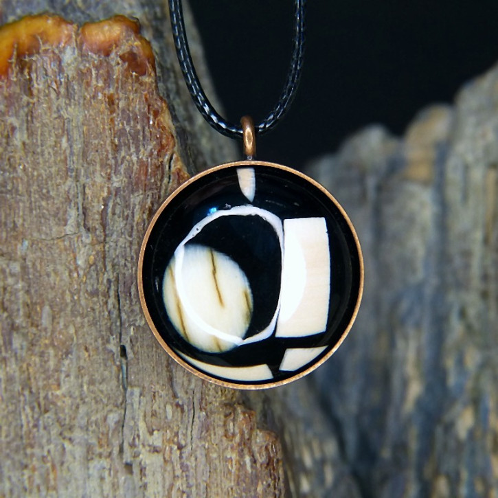 Kupferanhänger mit Mammut-Mosaik