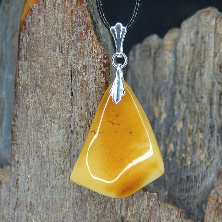 Bernstein-Anhänger milchig/braun