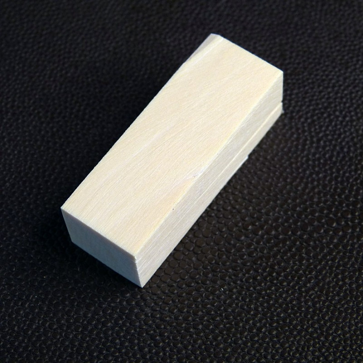 Mammut-Block mit Rissen ca. 47 x 17 x 15mm