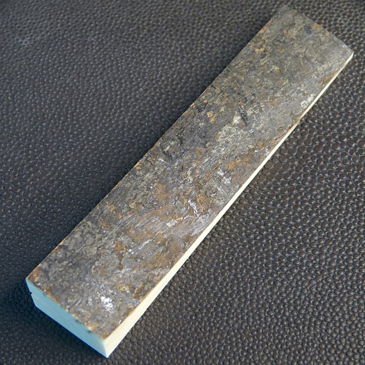 Mammut-Keil mit Rinde ca. 91 x 19,5 x 14 bis 2,5mm