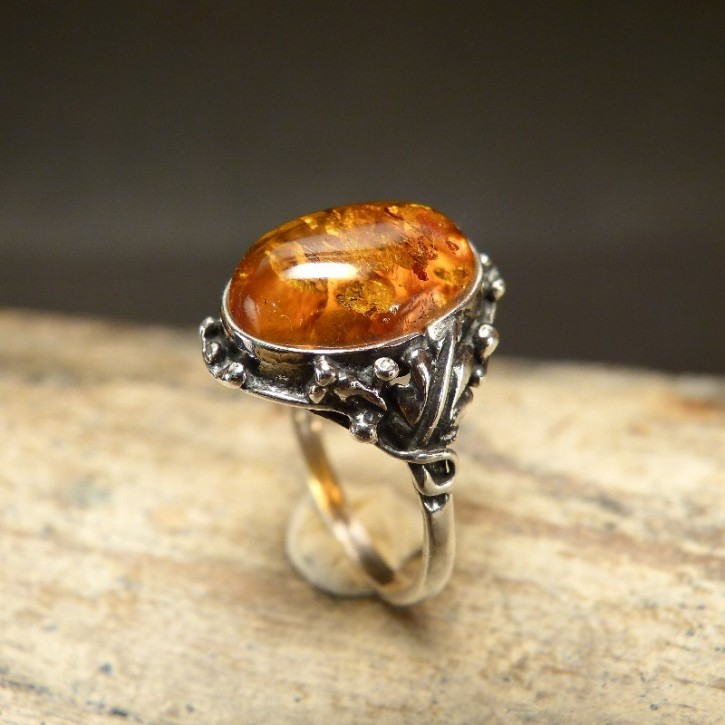 Silberring mit Bernstein