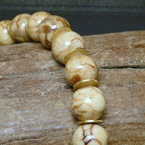 Kette Apfelkoralle mit Mammut