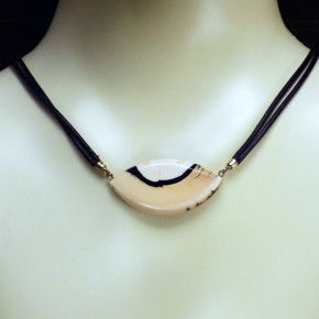 Mammut-Collier mit feiner Maserung