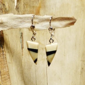 Kleine Ohrhänger s/w