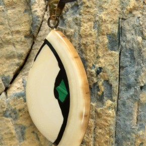 Mammut-Anhänger mit antiker Bronzeöse