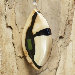 Navetteanhänger mit Jade