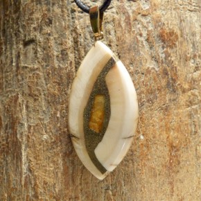 Mammut-Anhänger mit Bernstein