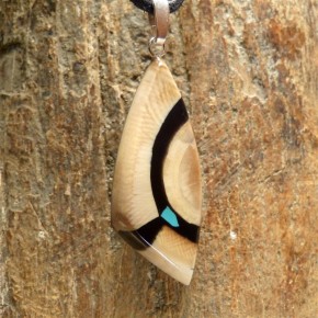 Mammut-Anhänger mit Türkis