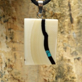 kantiger Mammut-Anhänger hell mit Türkis