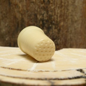 Fingerhut aus Tagua-Nuss