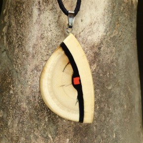 Mammut-Anhänger fein gemasert