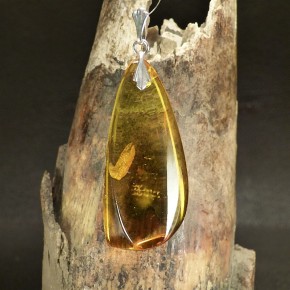 Bernstein-Anhänger klar