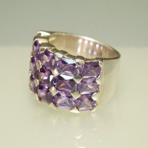 Silberring mit Zirkonia amethystfarben