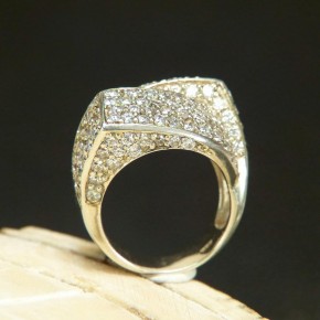 edler Silberring mit gefassten Zirkonia W17,8