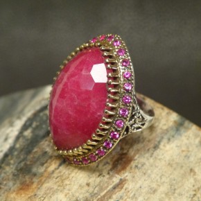 auffälliger Silberring mit Rubin W18,8