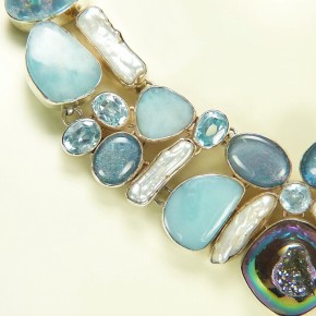 auffälliges Silbercollier mit Opal und Larimar