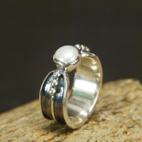 Silberring geschwärzt mit Süßwasserperle Größe 60 (Ø ca. 19,1 mm)