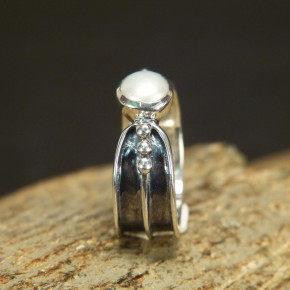 Silberring geschwärzt mit Süßwasserperle Größe 56 (Ø ca. 17,8 mm)