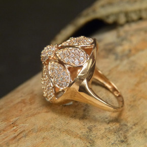 auffälliger Silberring vergoldet mit Zirkonia