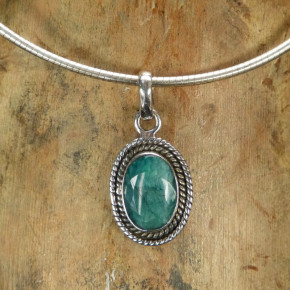 Silberanhänger mit Smaragd