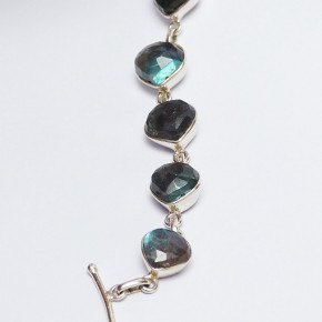 Silberarmband mit Labradorit