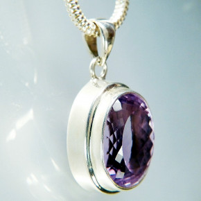 fein facettierter Amethyst in Silber 925/-