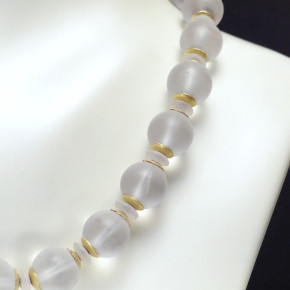 Kette aus mattiertem Bergkristall