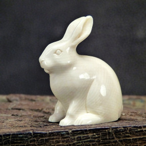 Hase sitzend