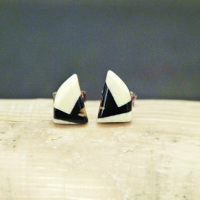 Mammut-Ohrstecker mit brauner Ecke