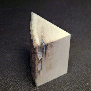 Mammut-Dreikant ca. 42x34x24mm