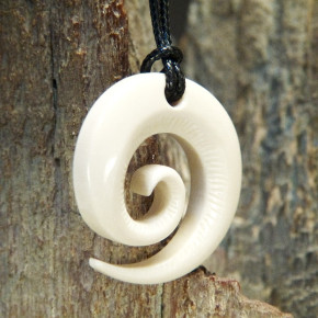 Hei Matau "Spirale" fein verziert