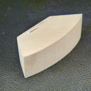 Mammut-Zuschnitt braun ca. 44x16x17,5mm