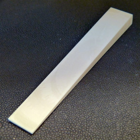 Mammut-Keil Querschnitt ca. 120x18x9 bis 1mm