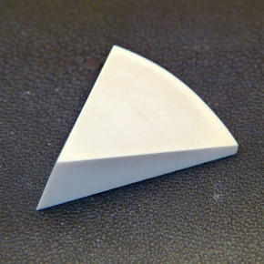 Mammut-Dreieck ca. 41x34x15 bis 3mm