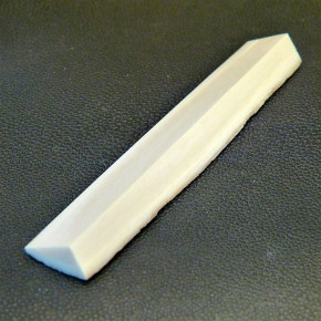 Mammut-Dreikant ca. 106x16x10mm