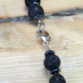 Lava-Collier mit Mammut und Hämatit